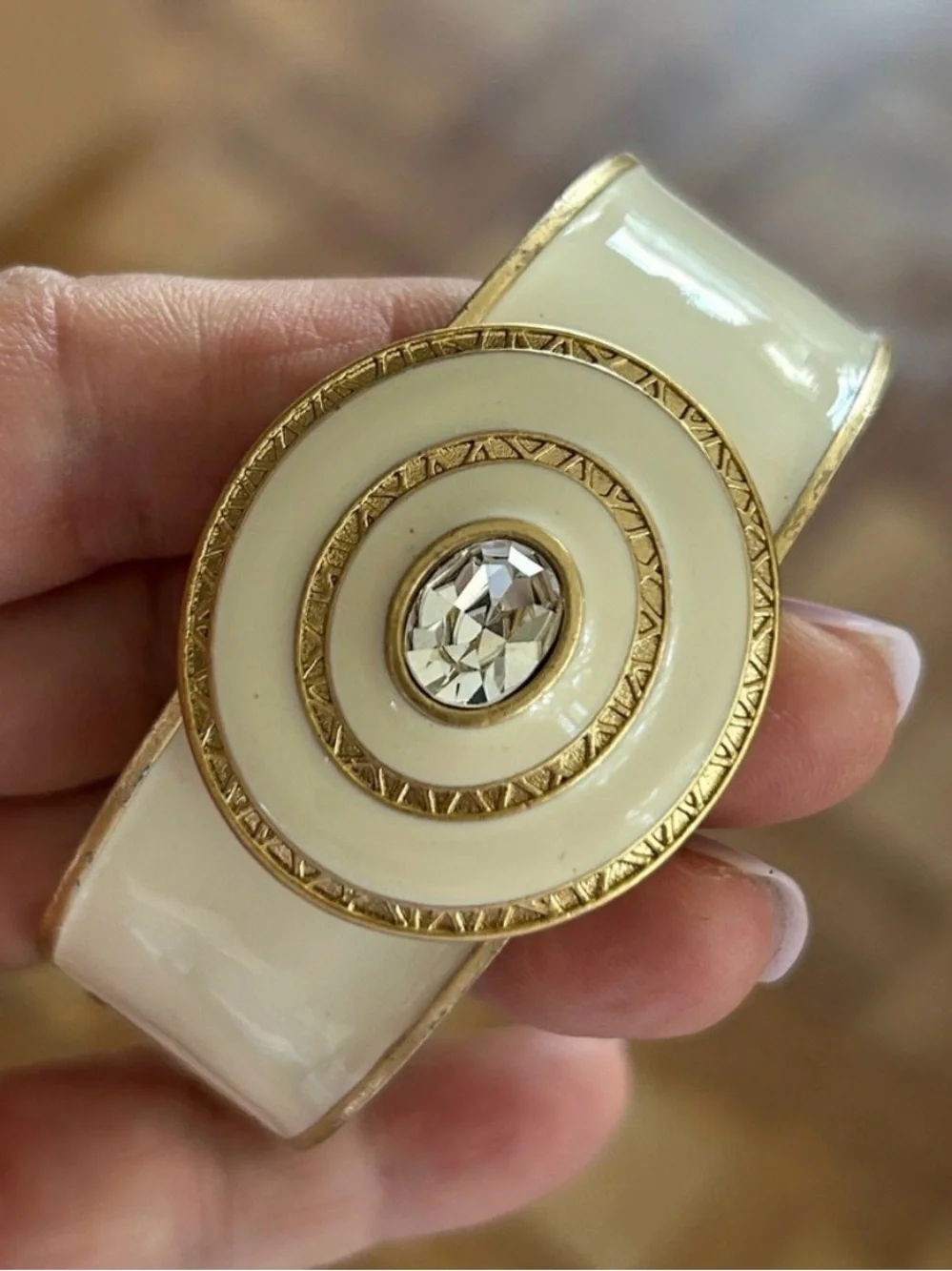 Lia Sophia Cream and gold clamper Bracelet rhinestone center